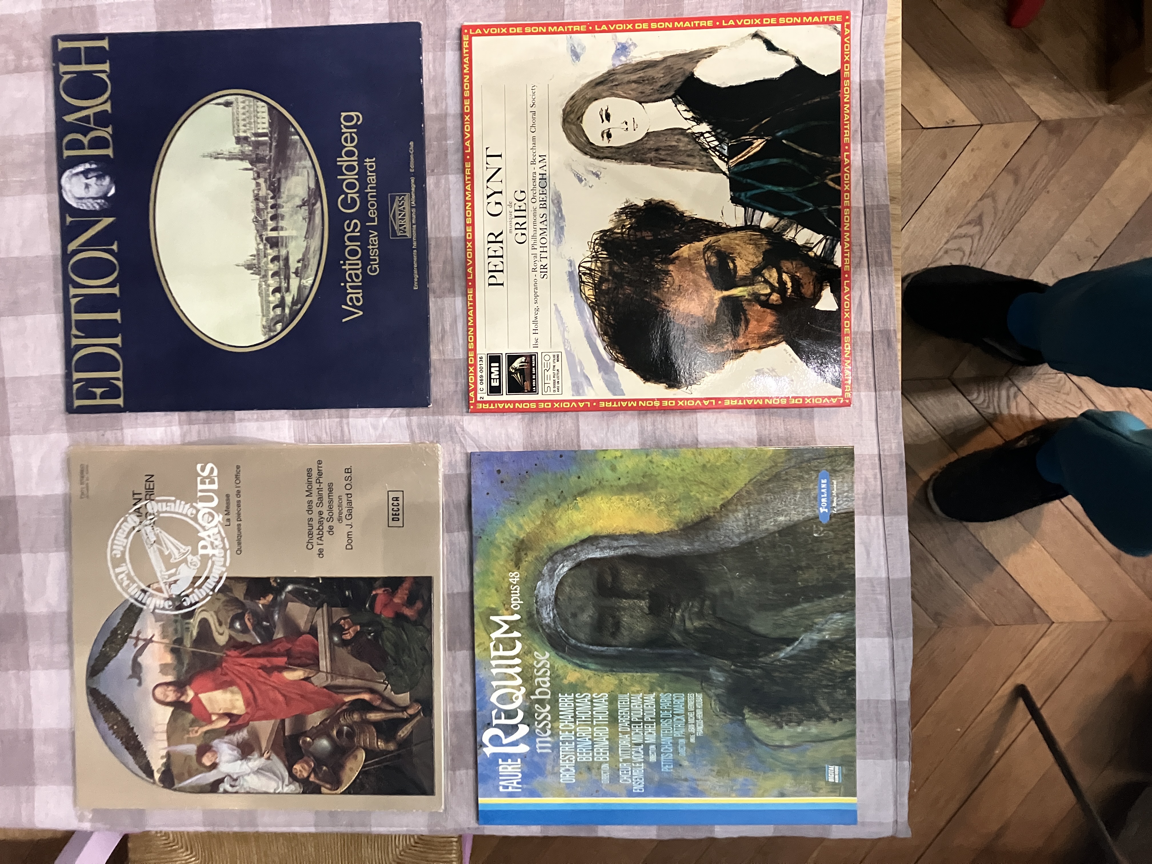 Vinyls AG dans Carton (3)